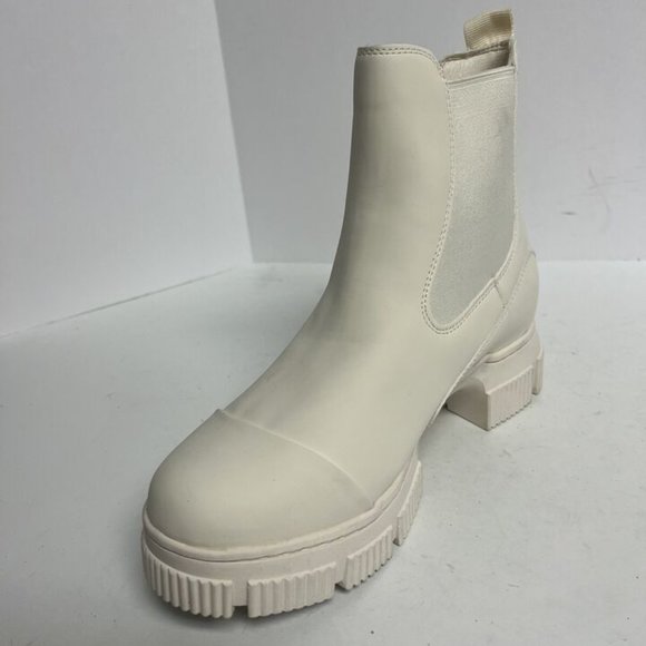 Nine West Womens Iola Chelsea Boot Ivory Size 8.5 M - Picture 2 of 6